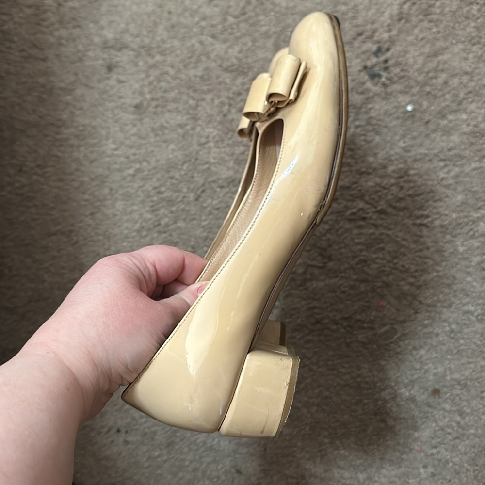 Ferragamo small heels size 7 - Picture 3 of 4